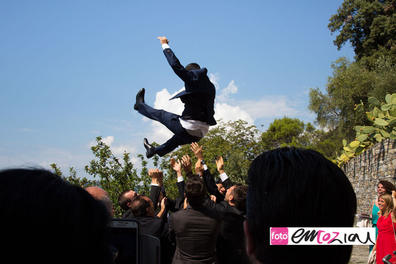 destination-wedding-italy-chiavari-groom