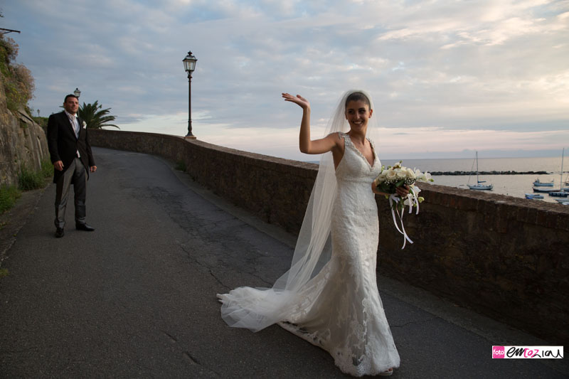 bride-groom-destination-wedding-italian-riviera-sestrilevante-bay