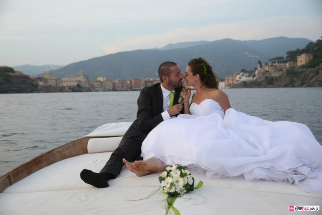 destintation-wedding-photographer-italy-sestrilevante-grandhoteldeicastell-fotografo-matrimonio-baiadelsilenzio-sailing